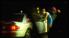 剛到深圳，一出車站就遇到一個女人拉生意