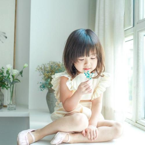 小孩笑的好開心句子