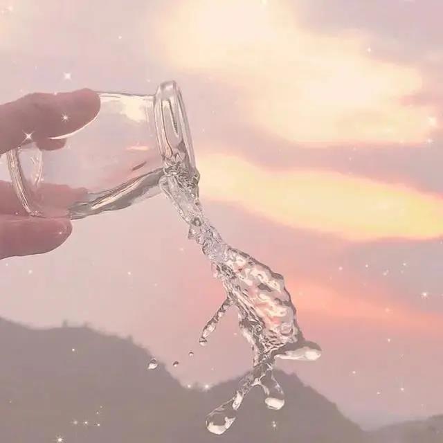 一眼就覺得委屈的句子