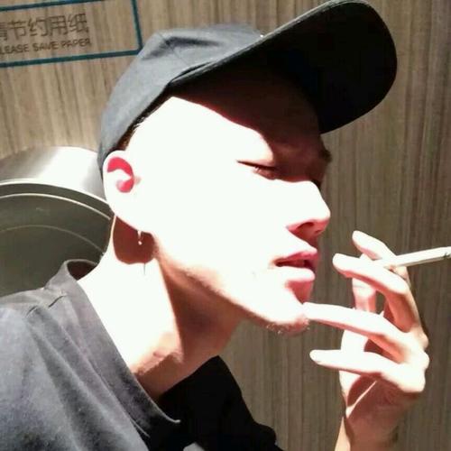 男生高冷成熟發的句子