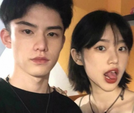 虐狗的高調幸福情侶句子