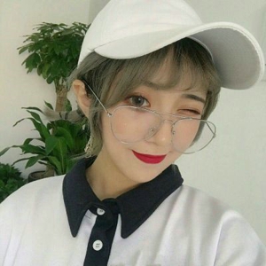 元氣滿滿的女孩句子